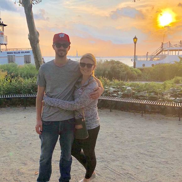 Meet your Posher, Kayla - Picture 1 of 1